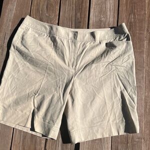 Women's Khaki Beige Tab Chino Shorts Size 16